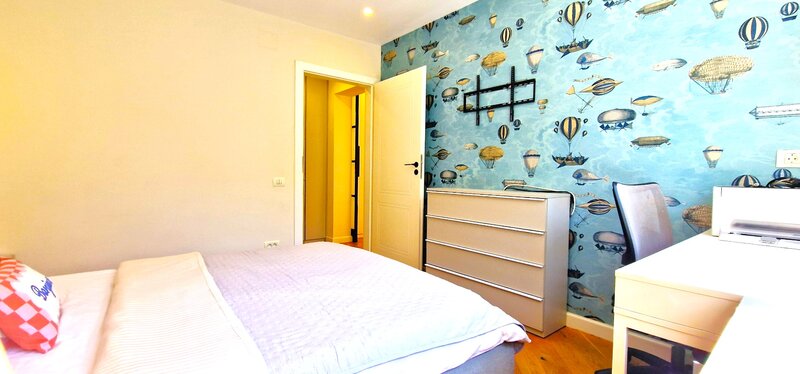 Strada Hrisovului, Cartierul Pajura apartament cu 2 camere premium,